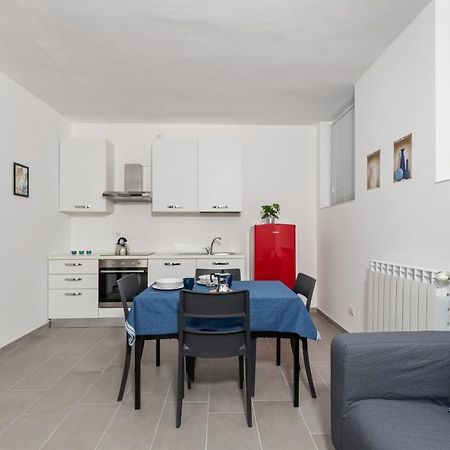 Appartamento Staurenghi Blu - Affitti Brevi Italia Varese Exterior photo